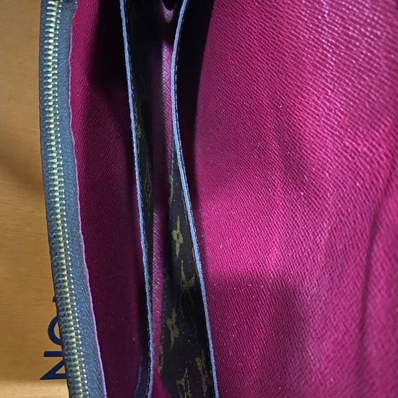 LV Emili Wallet
